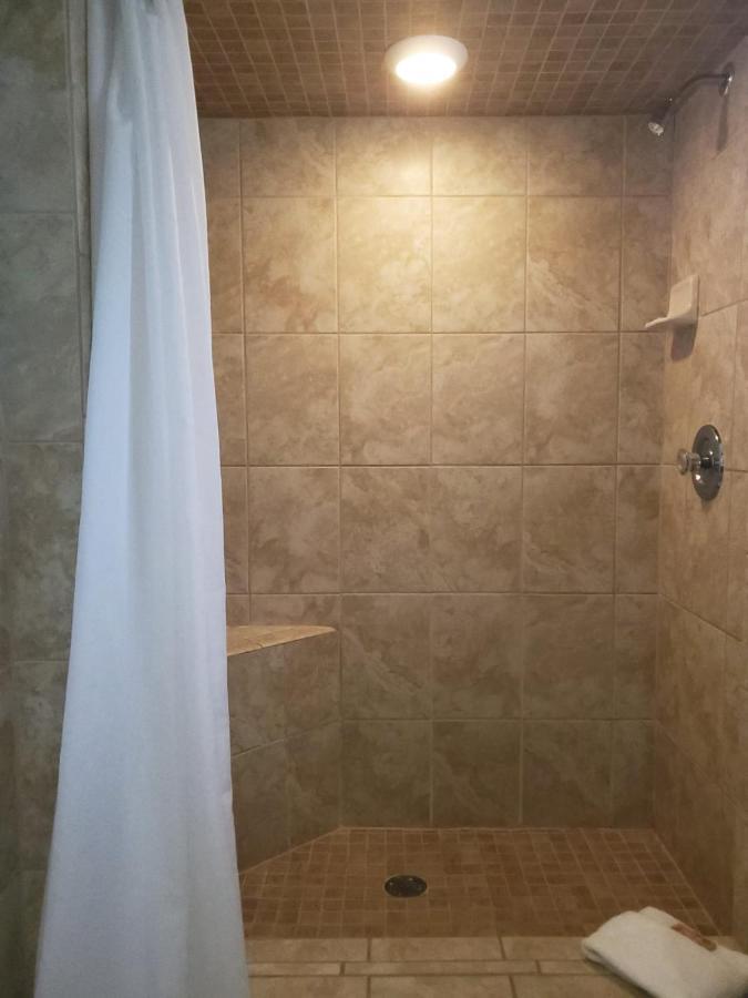 Ragged Edge Resort & Marina اسلامورادا المظهر الخارجي الصورة